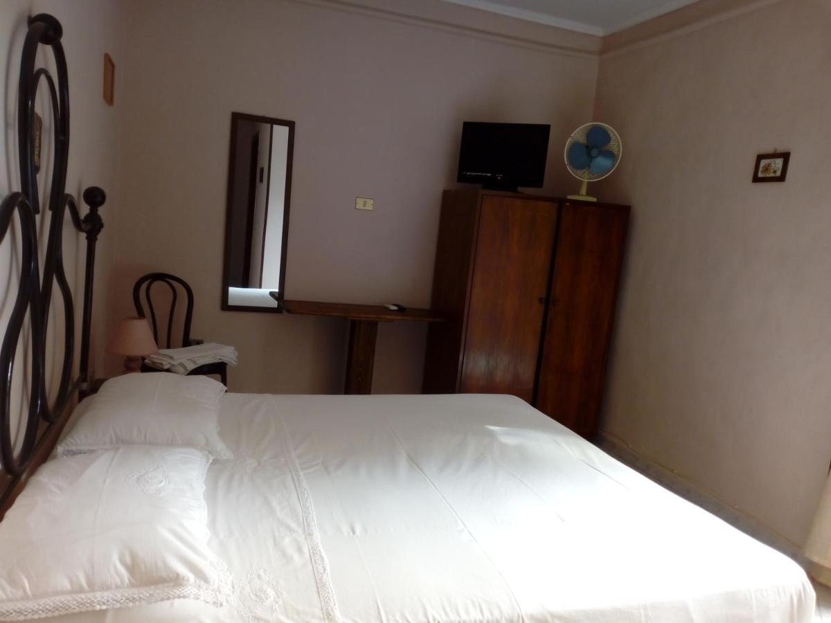 Il Cactus Bed & Breakfast San Giovanni Incarico Exterior photo